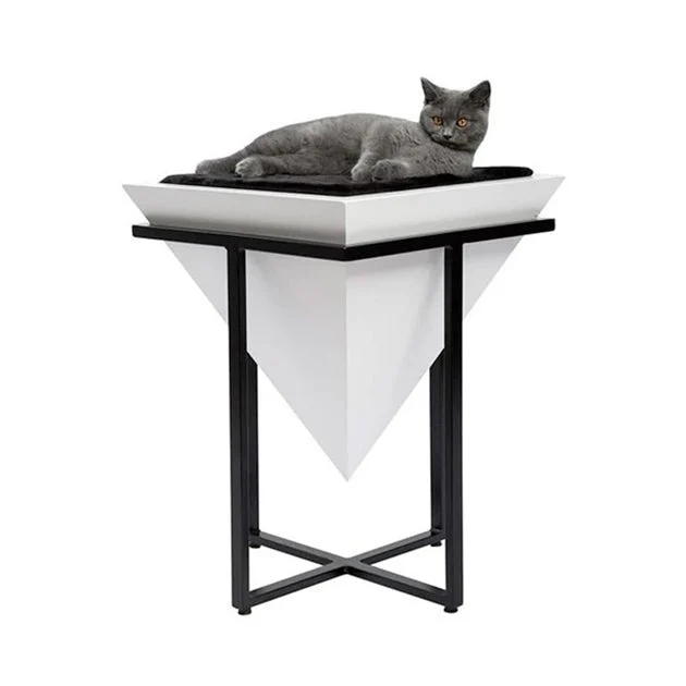 Pharaoh Elevated Pyramid Cat Bed - White