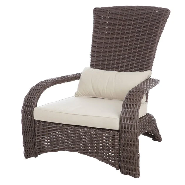 Deluxe Coconino Wicker Chair
