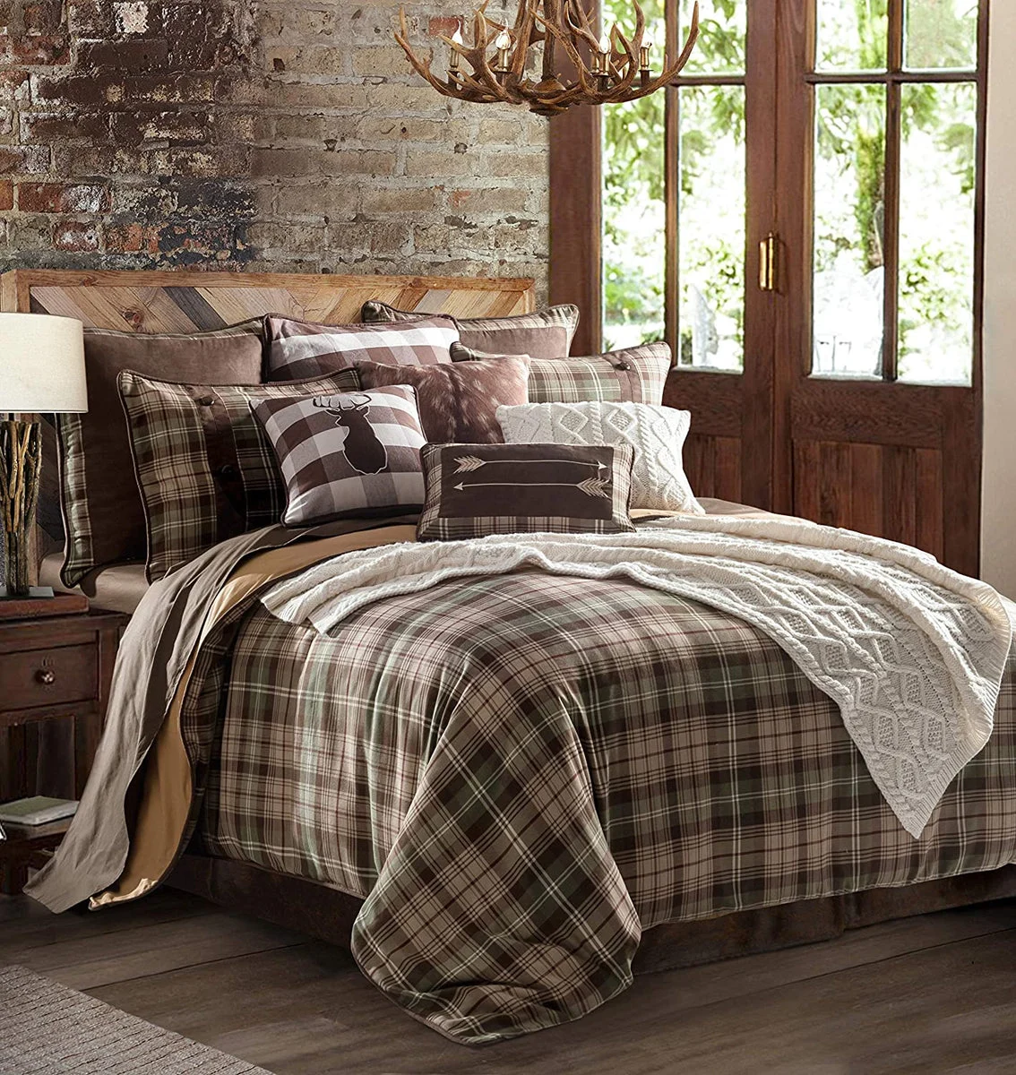 HiEnd Accents Huntsman Comforter Set