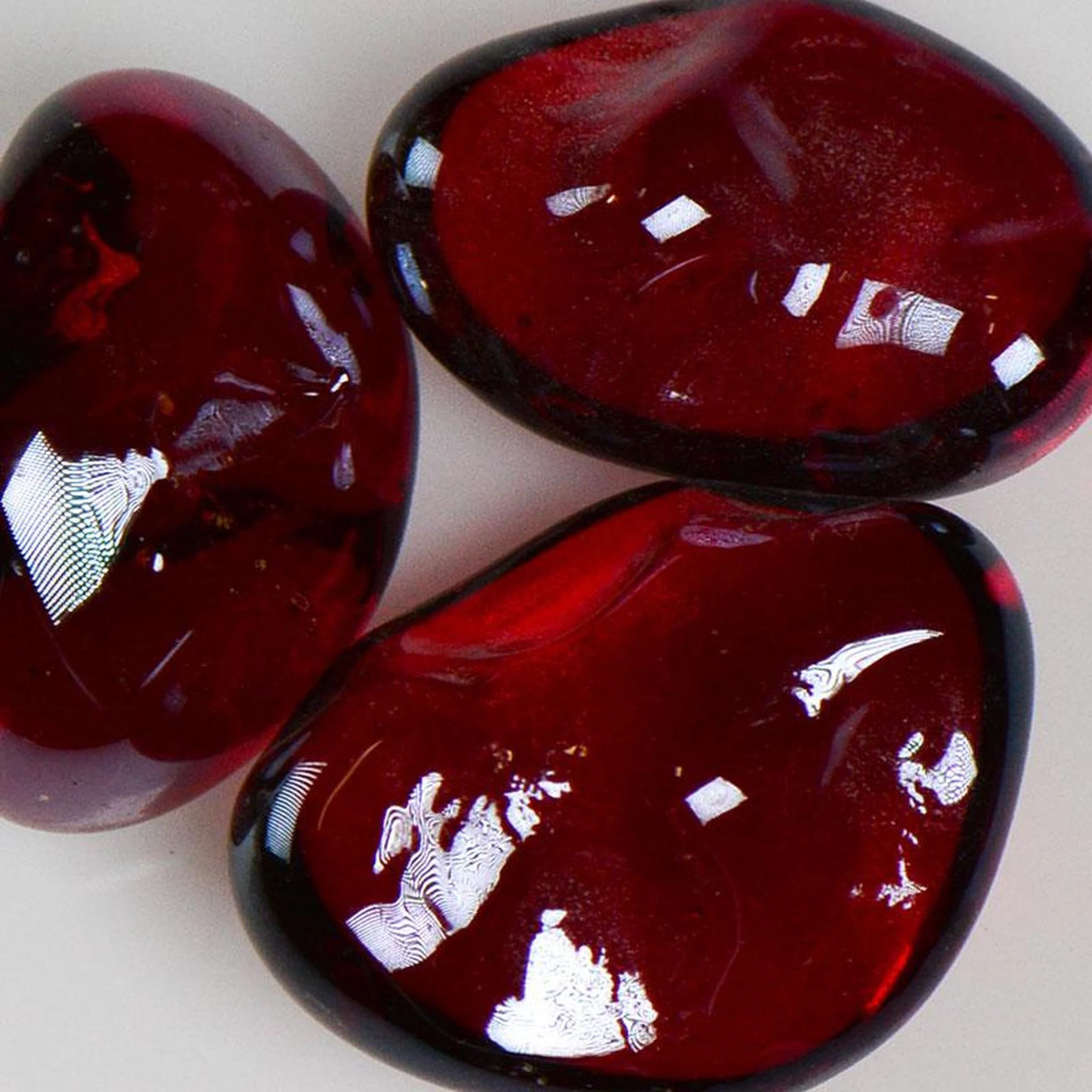 American Specialty Glass Strawberry Iridescent Medium Size Jelly Bean Glass - 5 Lbs