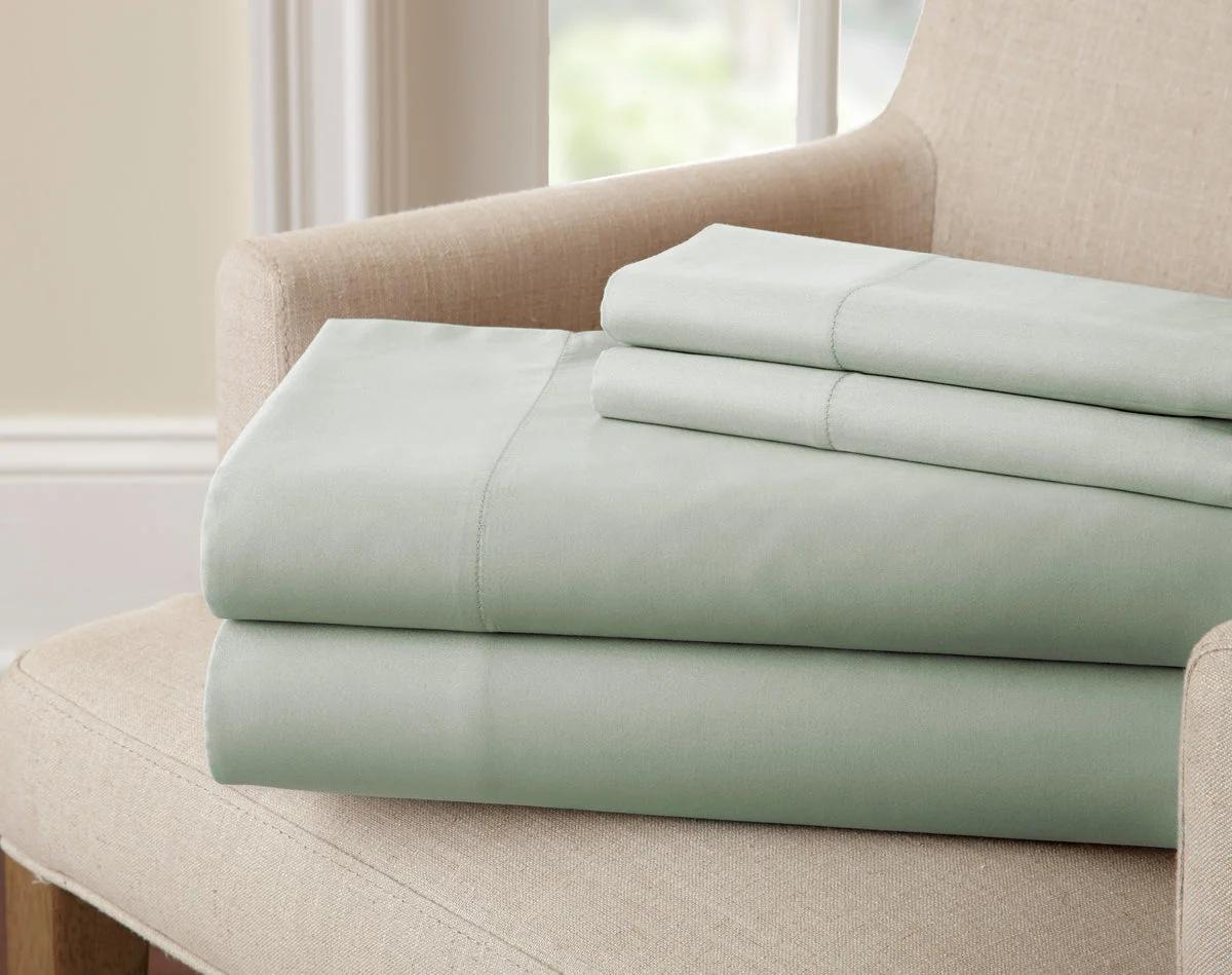 The Urban Port Sassuolo 4 Piece Bamboo Rich Full Size Sheet Set with 220 Thread Count, Sage Green