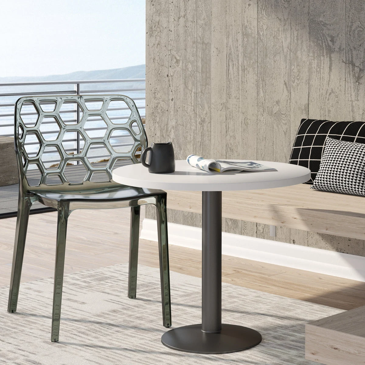 LeisureMod Modern Dynamic Dining Chair Transparent Black