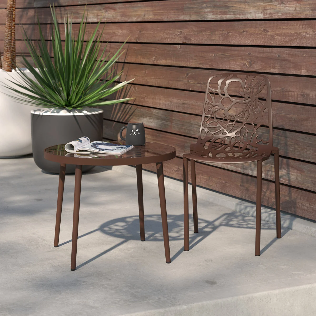 LeisureMod Modern Devon Aluminum Chair Brown