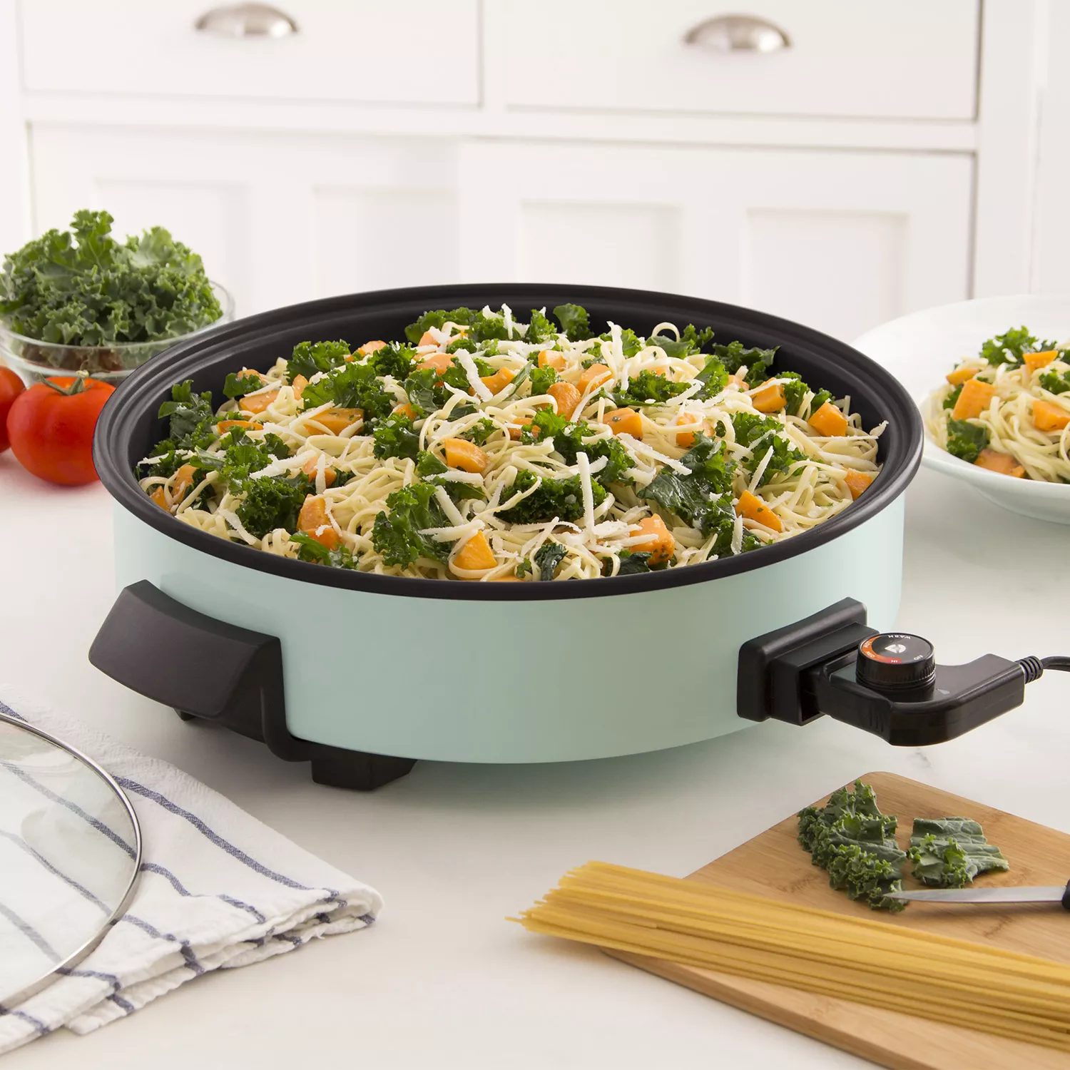 Dash Family Size Electric Skillet with 14 inch Nonstick Surface + Recipe Book, Aqua