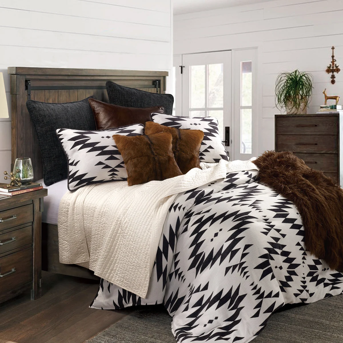 HiEnd Accents Amelia 3 PC Comforter Set