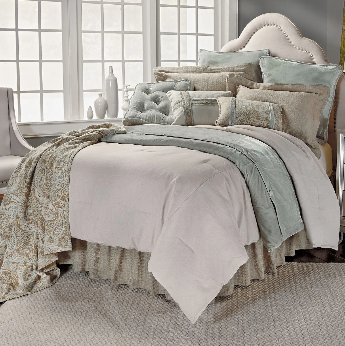 HiEnd Accents Luxury Arlington Bedding Set, Super Queen