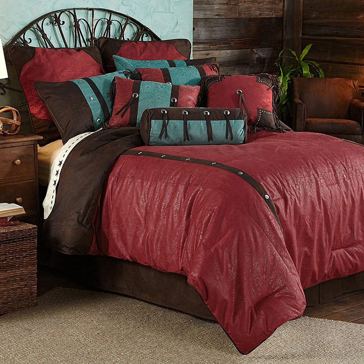 HiEnd Accents Cheyenne Comforter Set