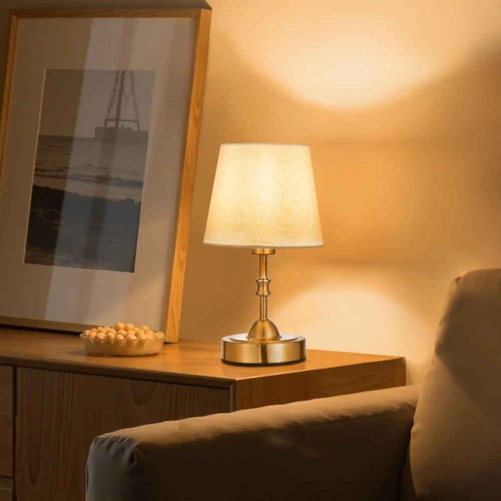 VEVOR Cordless Table Lamp, 5200mAh Built-in Rechargeable Battery Small Desk Lamp, 3-Level Brightness, Fabric Shade, 2700-3000K Color Temperature, Table Light for Restaurant, Bedroom, Bars, Gold