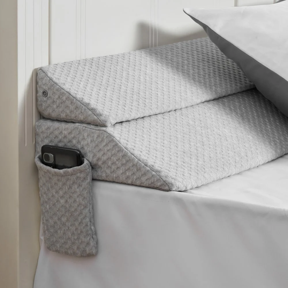 VEVOR Bed Wedge Pillow for Headboard, Queen Size, 60"x10"x6" Bed Gap Filler, Fill 0-7" Gap Between Headboard and Mattress, 25D Foam Mattress Wedge Headboard Pillow with Side Pocket, for Backrest, Gray