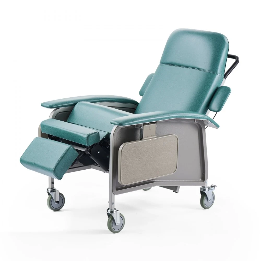 Summer Sale
VEVOR Geri Chair Recliner, 4-Position Reclining Geri Chair, Trendelenburg Medical Recliner Chair with 4 Wheels, Soft Padded Seat & 2 Trays for Hospital, Nursing Home, Geriatric Home Care