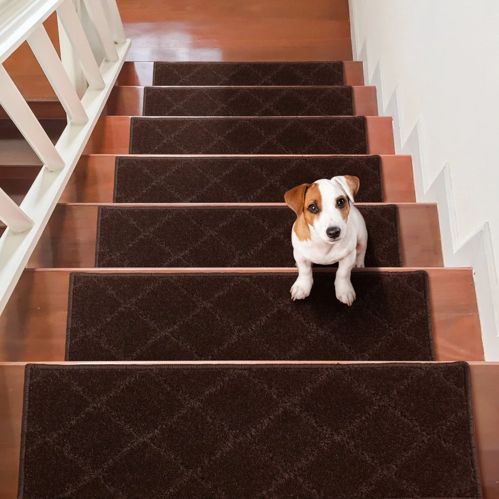 VEVOR Stair Treads, Stairs Carpet Non Slip 9" x 28", Indoor Stair Runner for Wooden Steps, Anti Slip Carpet Soft Edging Stair Rugs Mats for Kids Elders and Dogs, 15 pcs, Brown