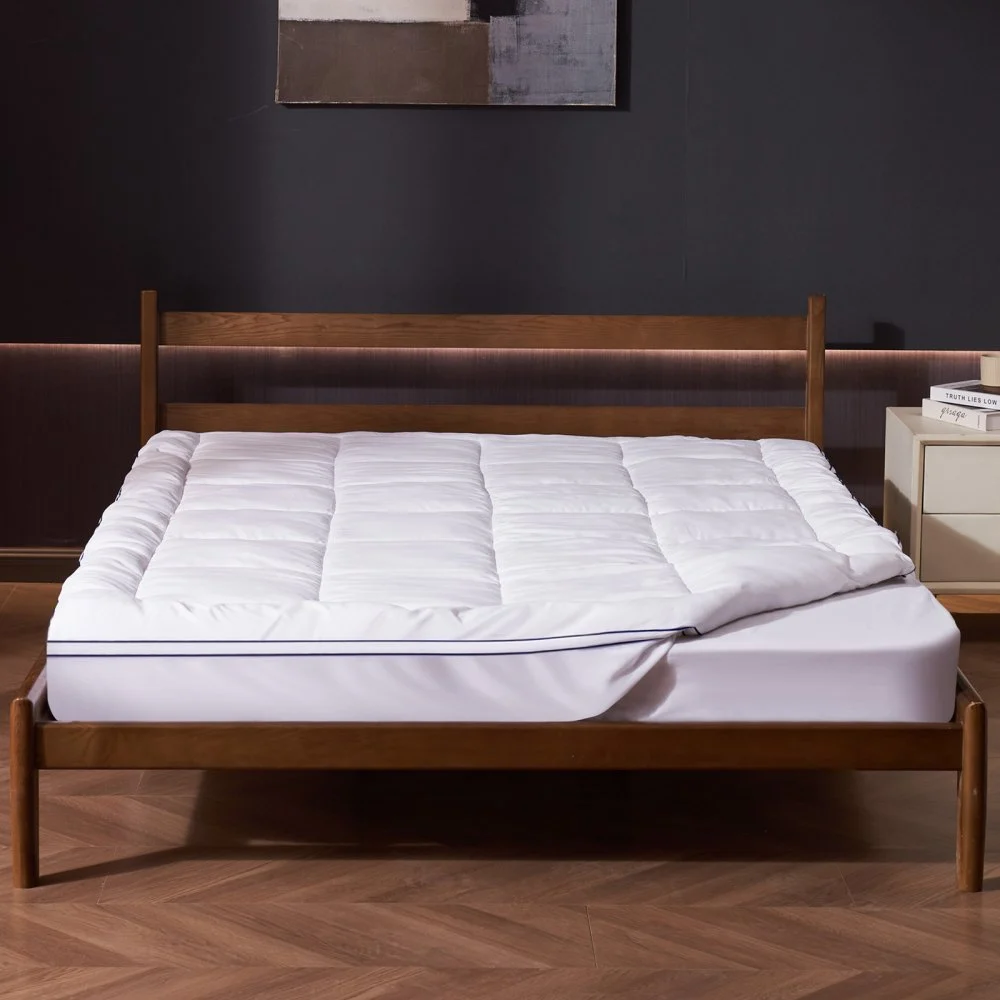 VEVOR Mattress Topper, Queen Size, 1" Thickness, Fiber Fill Pad with Detachable and Washable Layer, Comfortable Supportive, Cooling, Breathable, with Detachable Bedside Pocket for Holding Small Items